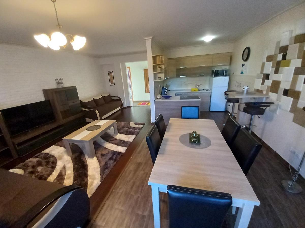 Thermal Apartman Hajduszoboszlo Ngoại thất bức ảnh
