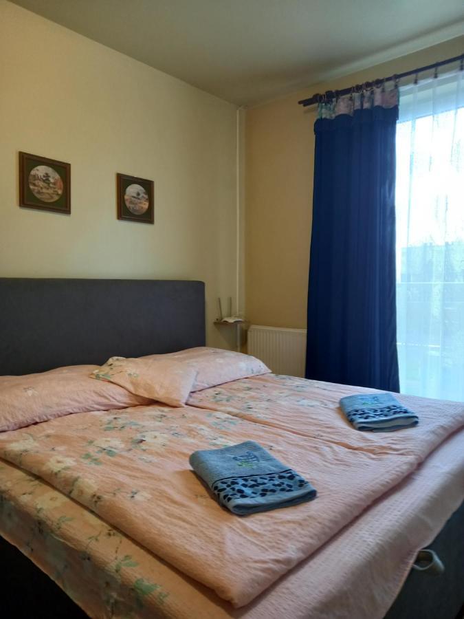Thermal Apartman Hajduszoboszlo Ngoại thất bức ảnh