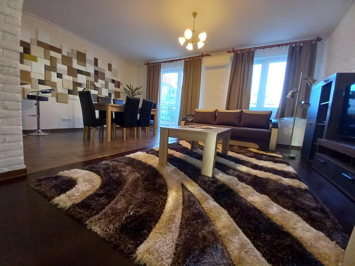 Thermal Apartman Hajduszoboszlo Ngoại thất bức ảnh