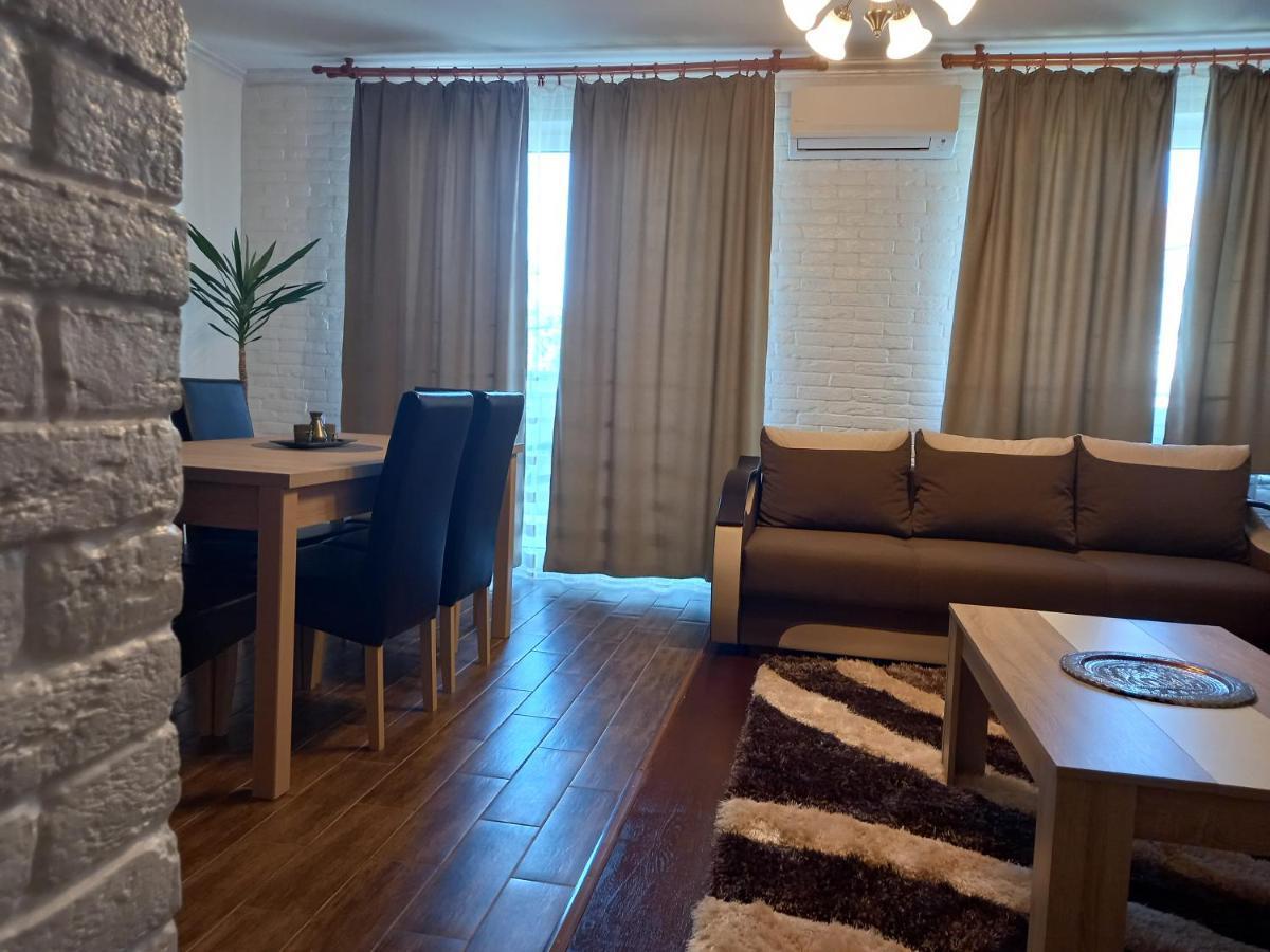 Thermal Apartman Hajduszoboszlo Ngoại thất bức ảnh